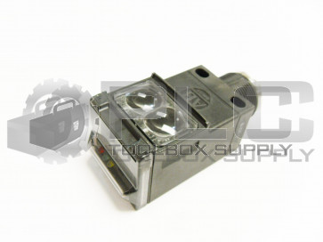 NEW ALLEN BRADLEY 42GRP-9040-QD / B PHOTO SWITCH 