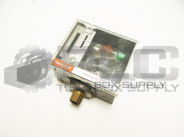 HONEYWELL L404W 1037 PRESSURETROL LIMIT CONTROLLER L404W1037