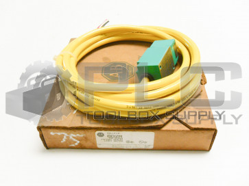 NEW ALLEN BRADLEY 802M-DY12  / B LIMIT SWITCH WITH CABLE 
