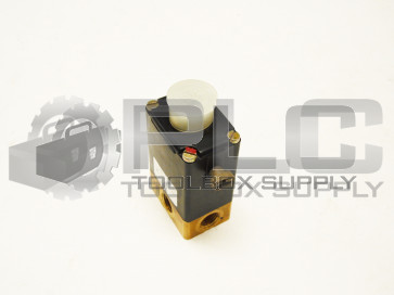 NEW BURKERT 0330 D SOLENOID VALVE