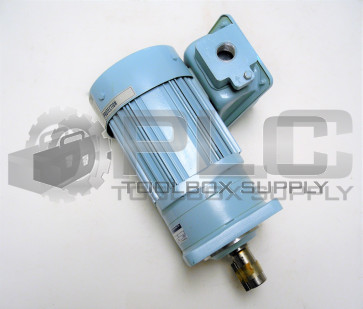 NEW SUMITOMO CYCLO DRIVE CNVM02-5085-29 INDUCTION GEAR MOTOR