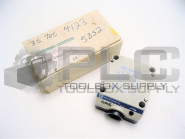 NEW TELEMECANIQUE XSD-A605539H7 PROXIMITY SWITCH