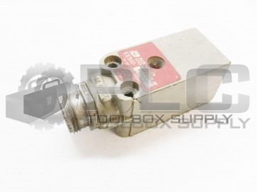 NAMCO EE510-54400 PROXIMITY SWITCH SENSOR 