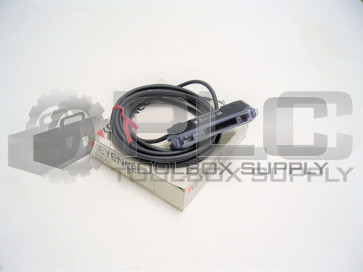 NEW KEYENCE FS-V31CP FIBEROPTIC MEGA POWER SENSOR