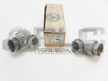 NEW BOX OF 2 APPLETON STNM-90150 CONNECTORS 1.5" STCN-90150
