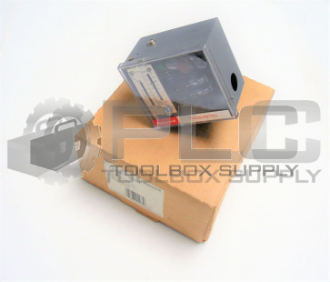 NEW HONEYWELL L404B1551 PRESSURETROL
