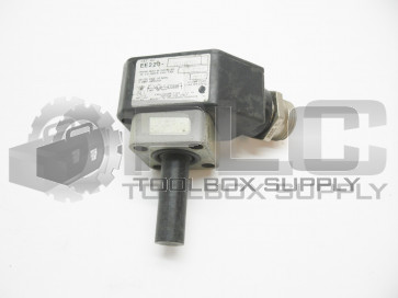NAMCO EE220-32420 PNEUMATIC CYLINDER 