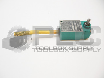ALLEN BRADLEY 802M-AY8 / C LIMIT SWITCH 802M-XY8 /B 802M-AX /C 
