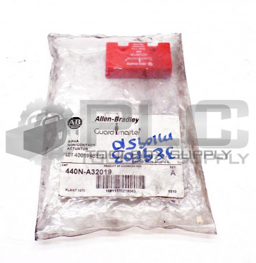 NEW ALLEN BRADLEY GUARDMASTER 440N-A32019 SIPHA NON-CONTACT ACTUATOR 440NA32019