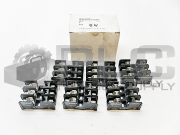 NEW BOX OF 6 LITTELFUSE L60030C-3C FUSE BLOCK 