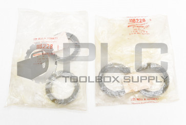 LOT OF 2 NEW BELL & GOSSETT 118228 MOTOR MOUNT SET P76965