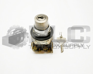 ALLEN BRADLEY 800T-J42KC7 SELECTOR SWITCH WITH KEY SER. T