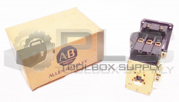 NEW ALLEN BRADLEY 100-A45N*3 /C 45 AMP CONTACTOR W/ 195-GA10/ A BLOCK 100-A45ND3