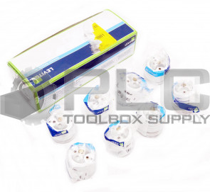 BOX OF 8 NEW LEVITON 000-8681-SOCKET ADAPTER 8681