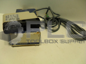 NEW TELEMECANIQUE XUG-F04531 PHOTOELECTRIC 110/120V 48/62HZ
