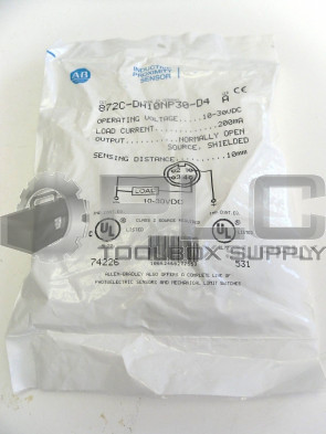 NEW ALLEN BRADLEY 872C-DH10NP30-D4 INDUCTIVE PROXIMITY SENSOR SER. A