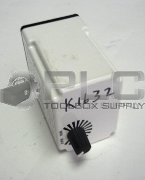 SQUARE D 9050-JCK11-V14 TIMING RELAY 9050JCK11V14 SERIES D