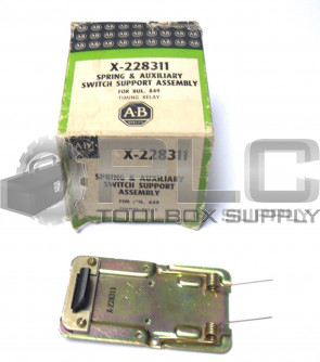 NEW ALLEN BRADLEY X-228311 PLATE,AUXILIARY MOUNTING FOR PNEUMATIC TIMER