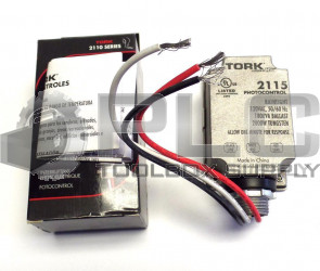 NEW TORK 2115 CONDUIT MOUNTING PHOTOCONTROL 1/2" SPST 120V