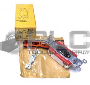 NEW HUBBELL 1222-L A.C. TOGGLE SWITCH DOUBLE POLE