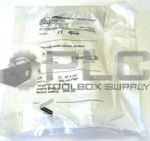 NEW IFM EFECTOR 200 OGE701 SENSOR OGELFPKG/US100