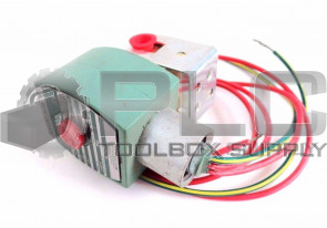 NEW ASCO SOLENOID VLAVE 3 WAY 1/8 IN 8320G13