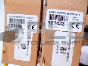 NEW BANNER SLSCR30-1200P8 SLSCE30-1200P8 EZ-SCREEN LIGHT SET