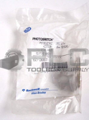 NEW ALLEN BRADLEY 60-2657 PHOTOELECTRIC ACCESSORY RIGHT ANGLE MOUNTING BRACKET