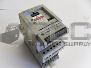 ALLEN BRADLEY 160S-AA02NSF1 SERIES C SPEED CONTROLLER ANALOG S.F 