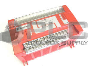 ALLEN BRADLEY 1754-L28BBB SERIES B REV B01 GUARDPLC 1200