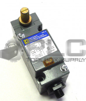 NEW SQUARE D 9007C54A2P10Y19021 LIMIT SWITCH