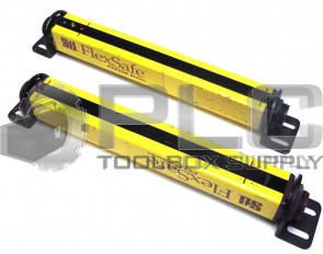 SET OF STI FLEXSAFE FS4300 SERIES FS4308BX-1 FS4308BR-1 LIGHT CURTAINS