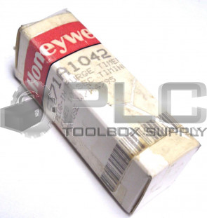 NEW HONEYWELL ST71A1042 PLUG-IN PURGE TIMER