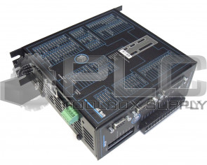 LENZE AC TECH SSi1004A DRIVE 90-240 VAC 50/60 HZ SIMPLE SERVO 6111