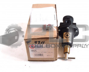 NEW COILHOSE PNEUMATICS 8802KL REGULATOR 1/2" 0-50 PSI