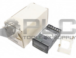 NEW ALLEN BRADLEY 700-HXM66SZ24 SER C COUNTER TIMER MULTIFUNCTION 0.0S-9999H 24V