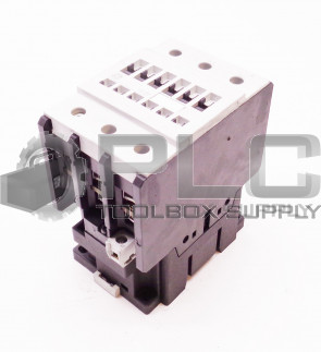NEW GE CL09A300M CONTACTOR 
