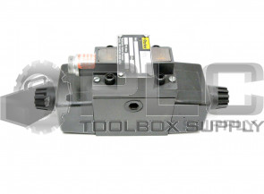 NEW PARKER D3W1DNYC56-14 HYDRAULIC VALVE 120/60-110/50V/Hz, .72-.75A, 5000PSI