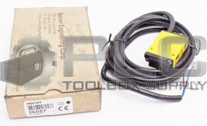 NEW BANNER SM2A312FP MINI-BEAM PLASTIC FIBER OPTIC 26057