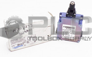 NEW TELEMECANIQUE XCKML502 LIMIT SWITCH 240VAC 10AMP