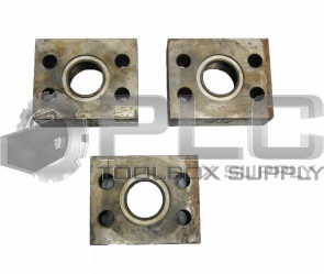 LOT OF 3 NEW MAIN MFG TCSAEP 1151 20 20 THREADED IN-LINE FLANGE 1151-20-20