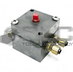 UNIST 68-1010 AIR PILOT VALVE (2) 1/8" INLETS (2) 1/8" OUTLETS