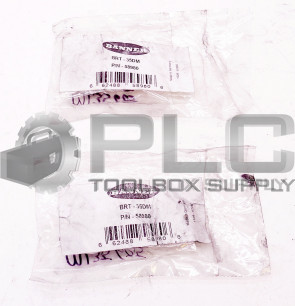 LOT OF 2 NEW BANNER BRT-35DM REFLECTOR W/NUT & WASHER 58980