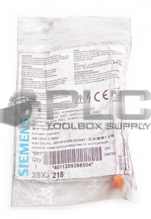 NEW SIEMENS 3SX3 218 STANDARD ACTUATOR INTERLOCK CATCH SAFETY HOOK