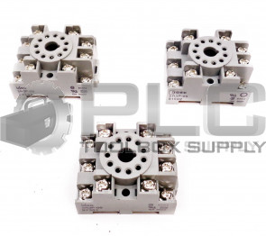 LOT OF 3 NEW IDEC SR3P-05 TIMED RELAY SOCKET 300V