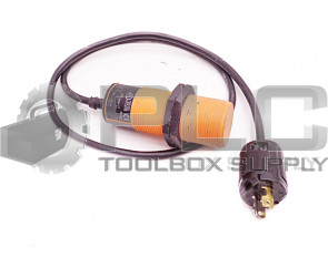 IFM KI0203 PROXIMITY SENSOR SWITCH KI-2015-BBOA/NI  W/PLUGS
