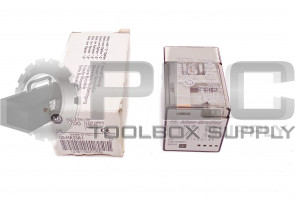 NEW ALLEN BRADLEY 700-HA33A1 SER D RELAY 10A 3 C/O 120V AC 50/60HZ