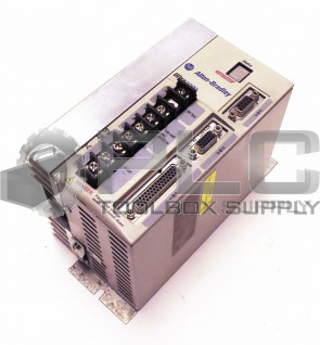 ALLEN BRADLEY 2098-DSD-020 /B ULTRA 3000 SERVO DRIVE