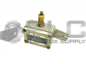 NEW MICROSWITCH OP-Q SPLASH PROOF SWITCH 15A W/ EX-10038