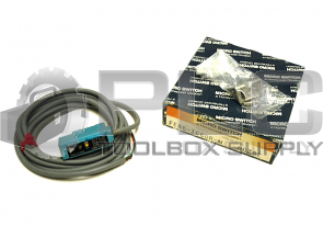 NEW MICRO SWITCH FE8B-TC6GR-M PHOTOELECTRIC SENSOR